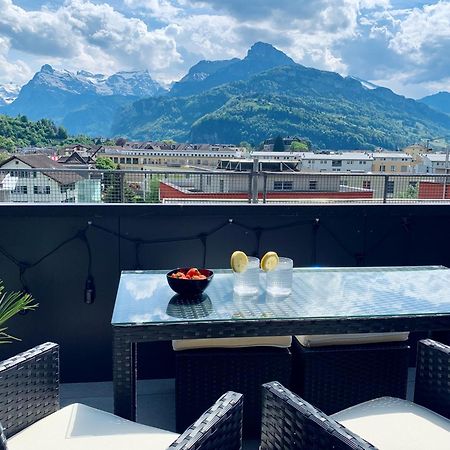 Luna O Mountainview O Pizzaoven Brunnen Kültér fotó