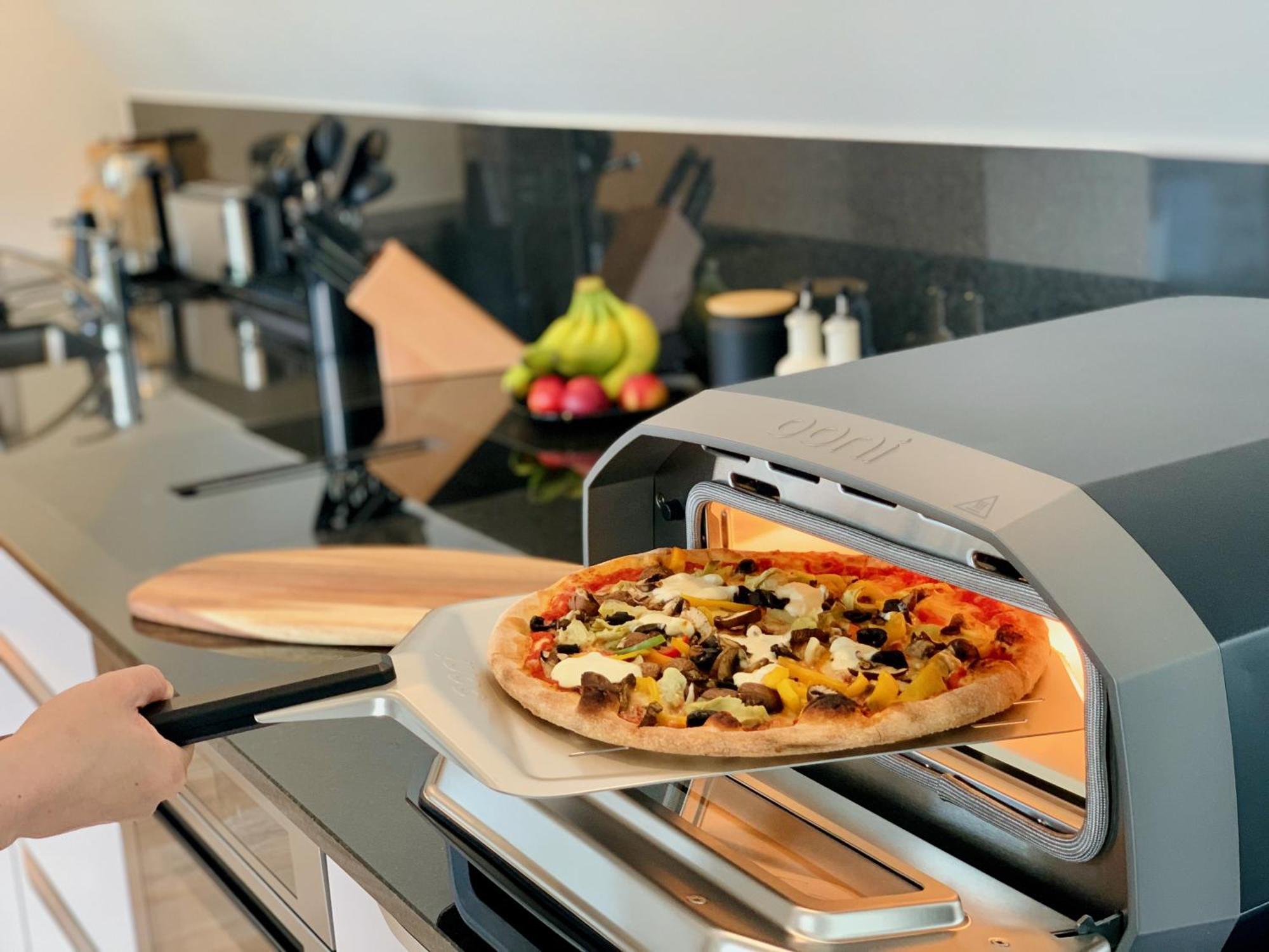 Luna O Mountainview O Pizzaoven Brunnen Kültér fotó