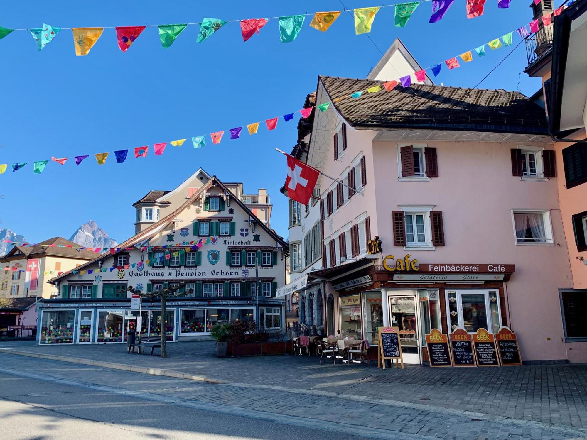 Luna O Mountainview O Pizzaoven Brunnen Kültér fotó